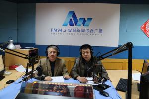 益和熱力公司董事長、總經(jīng)理?xiàng)钣婪逶谖沂芯W(wǎng)上市民之家與廣大用戶群眾及網(wǎng)友進(jìn)行了在線交流溝通